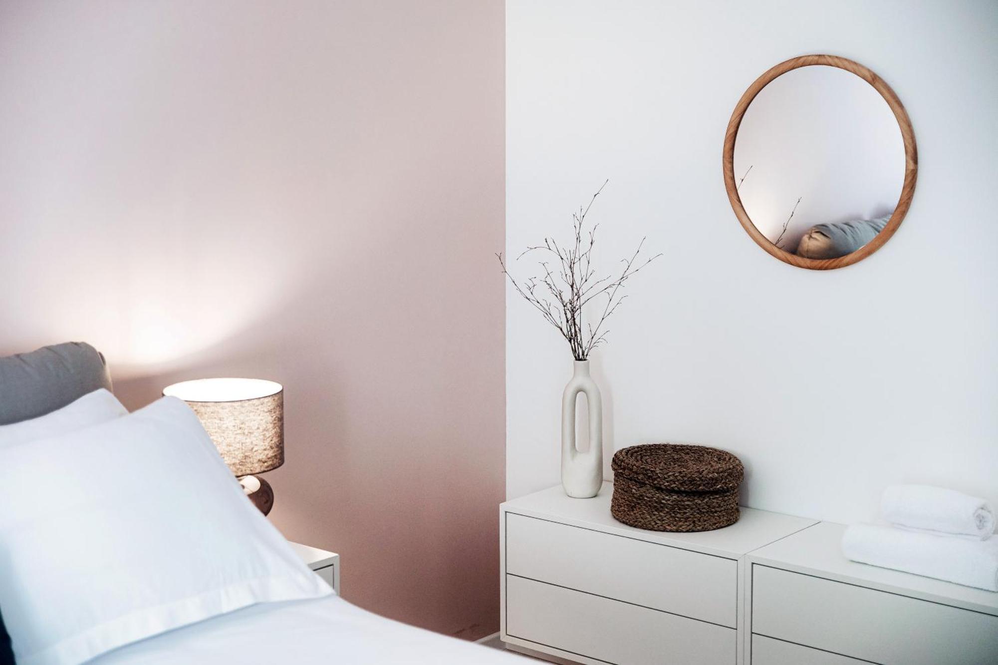 Lario Suite Apartments By Quokka 360 - With Parking Next To Como City Bagian luar foto