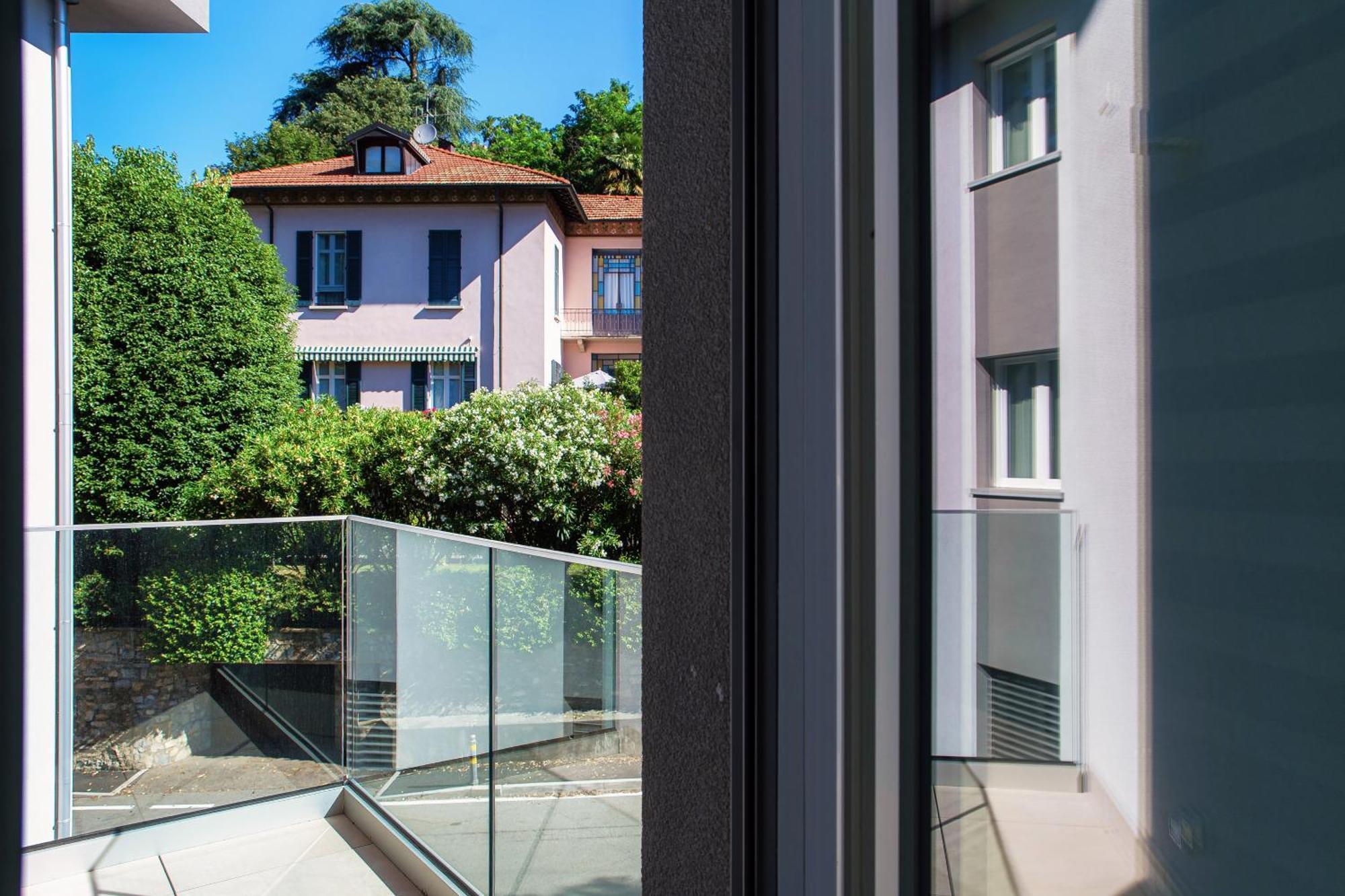 Lario Suite Apartments By Quokka 360 - With Parking Next To Como City Bagian luar foto
